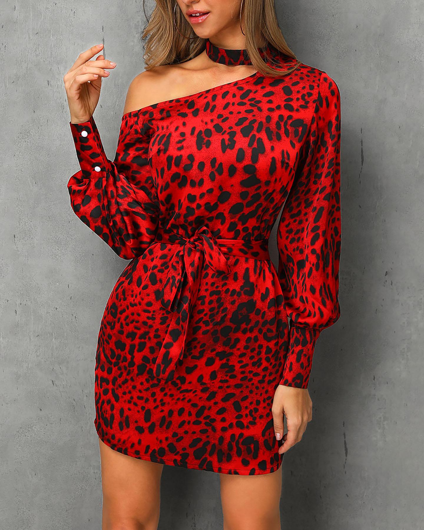 

One Shoulder Cutout Leopard Bodycon Dress