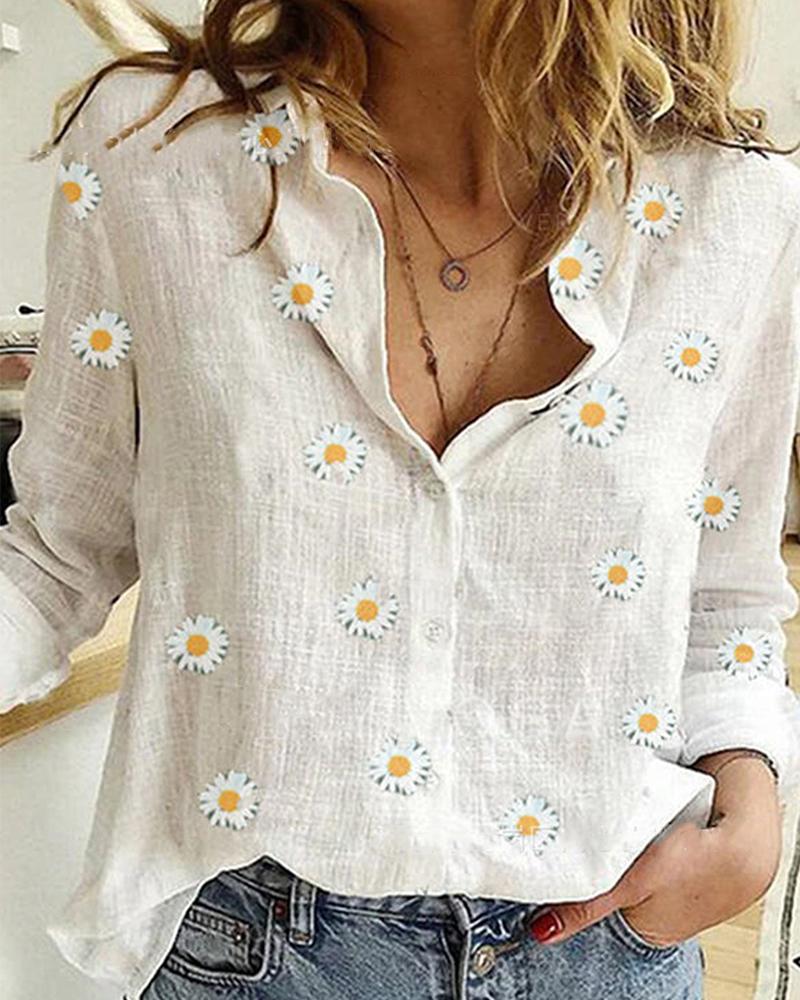 

Daisy Print Button Down Blouse, White