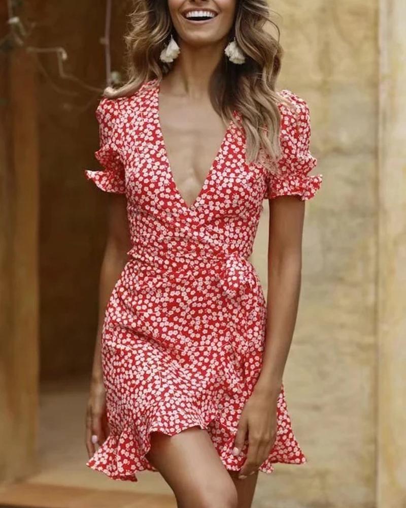 

Floral Print V-Neck Ruffle Hem Dress, Red