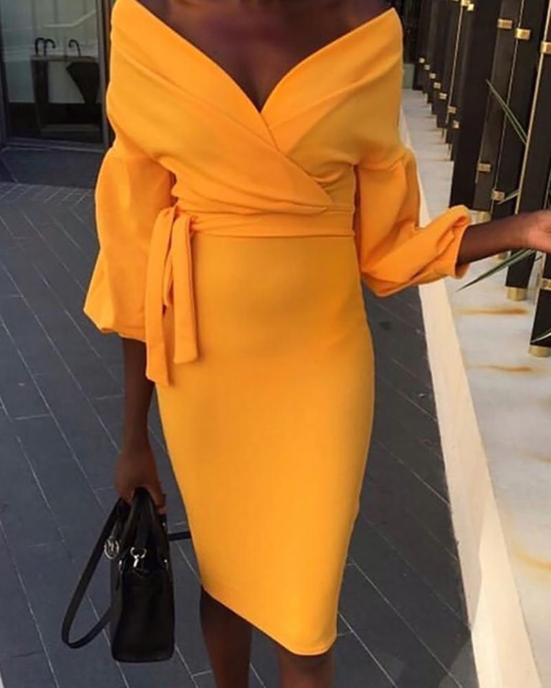 

Solid V Neck Lantern Sleeve Bodycon Dress