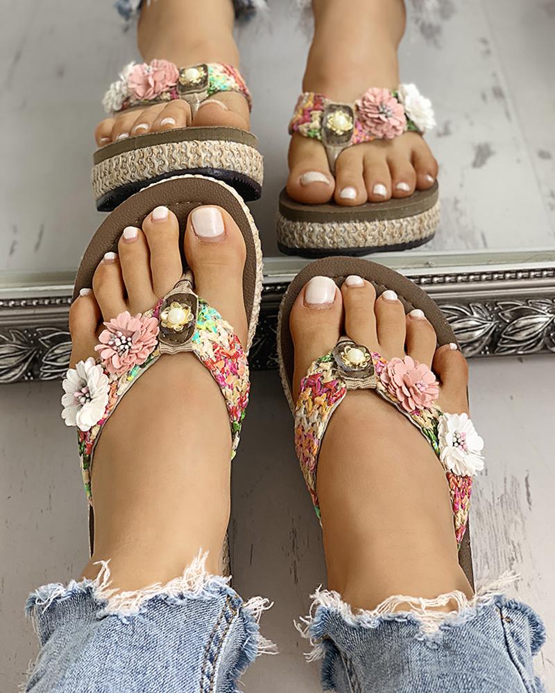 

Toe Post Flower Braided Flat Sandals, White