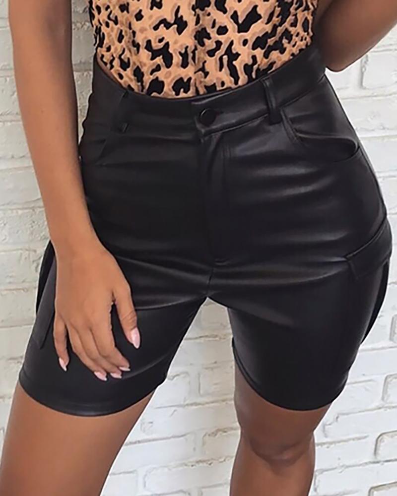 

Solid Button Pocket Design PU Shorts, Black