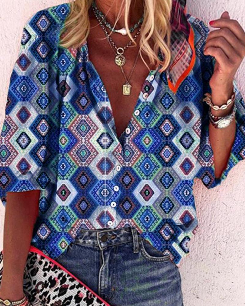 

Diamond Print Button Up Shirt