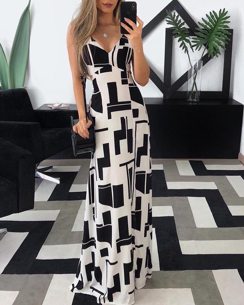 

Spaghetti Strap Geo Color Lump Print Maxi Dress, Black