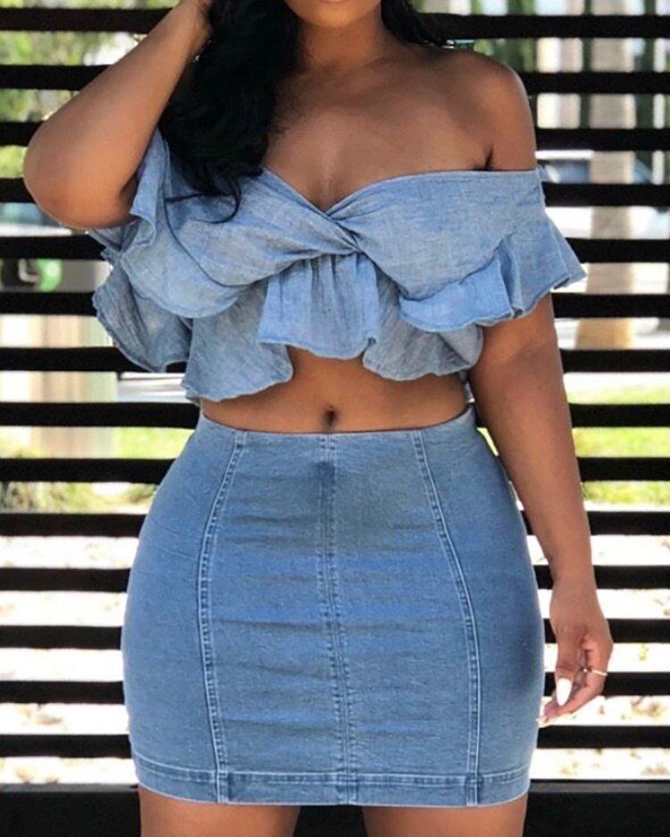 

Off Shoulder Ruffles Design Crop Top & Mini Skirt Sets, Light blue