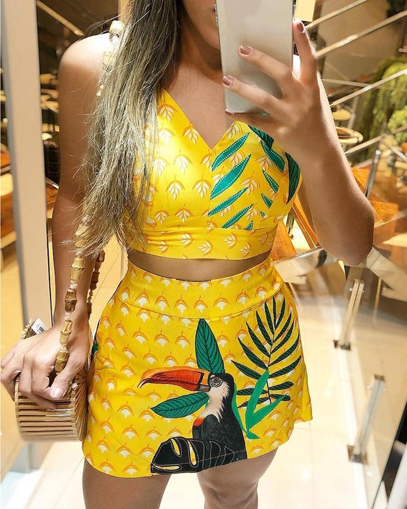 

Leaf Cami Top & Parrot Print Set, Yellow