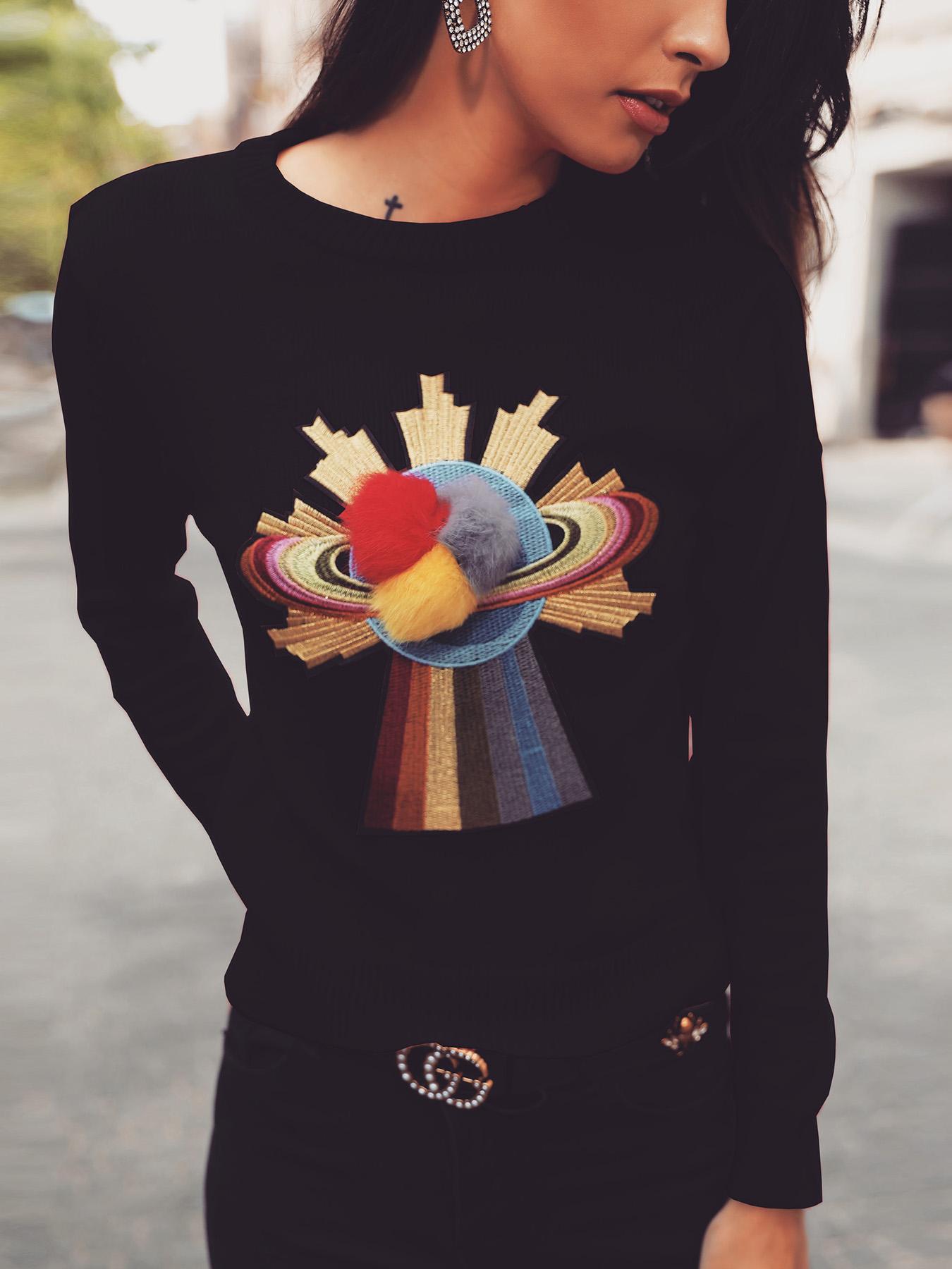 

Fluffy Applique Long Sleeve Casual Sweater