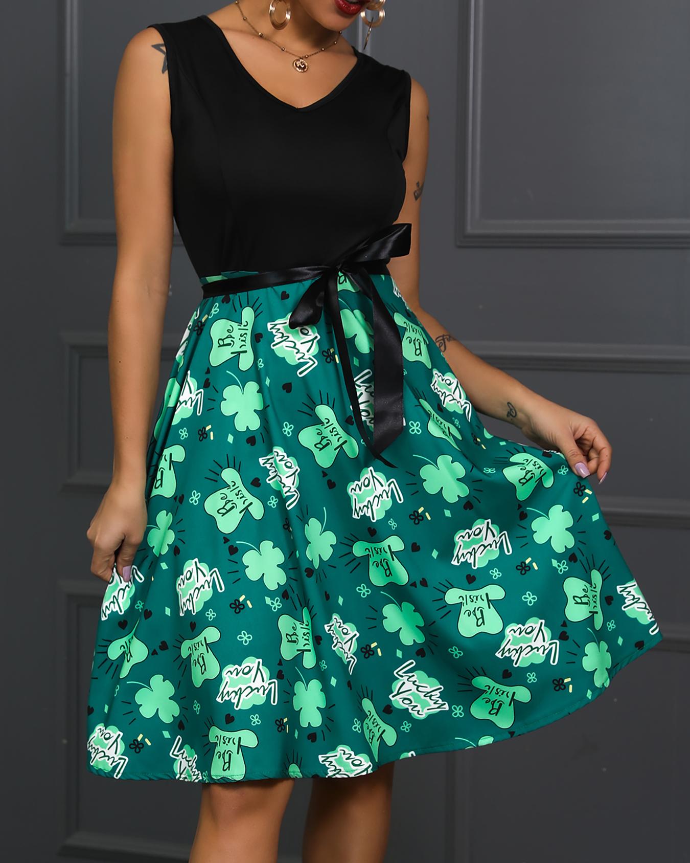 

Floral Print Sleeveless Midi Dress