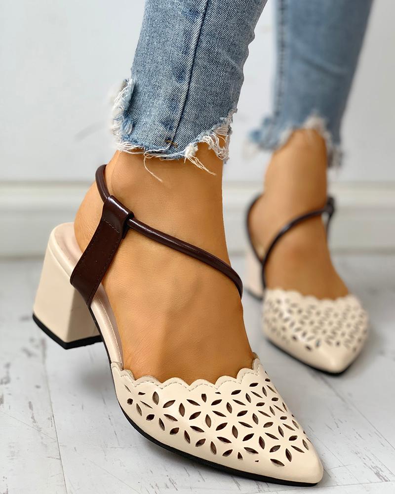 

Scalloped-edge Hollow Out Closed Toe Chunky Heels, Beige