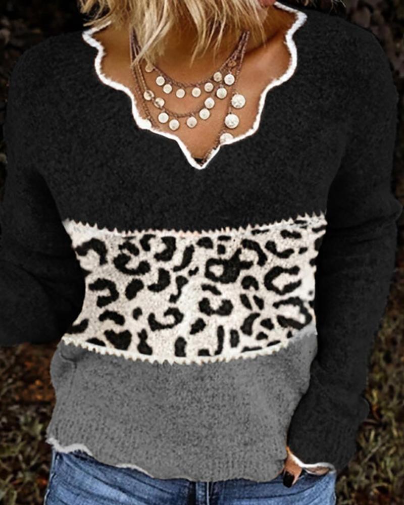 

Cheetah Print Wave Trim Long Sleeve Knit Sweater, Black