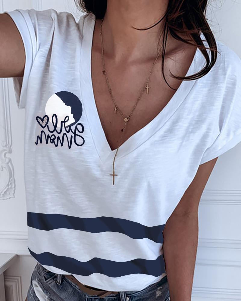 

Striped Letter Pattern V-neck Casual T-shirt, White