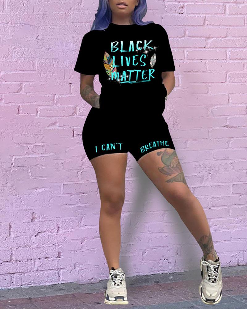 

Letter Print Colorblock Top & Shorts Set, Black