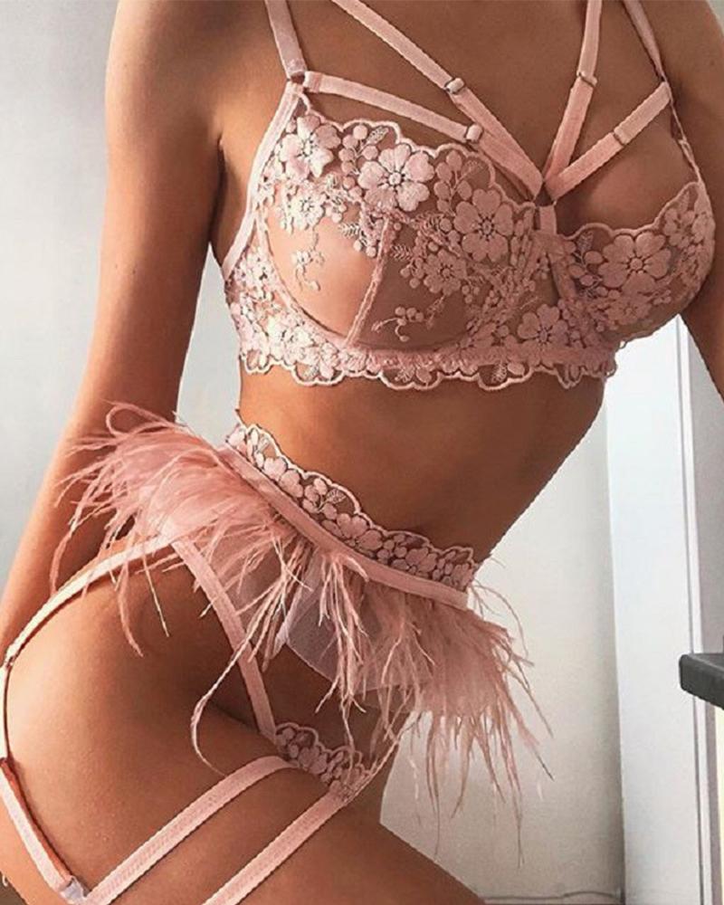 

Solid Feather Splicing Halter Three-piece Suit Lingerie Sets, Pink