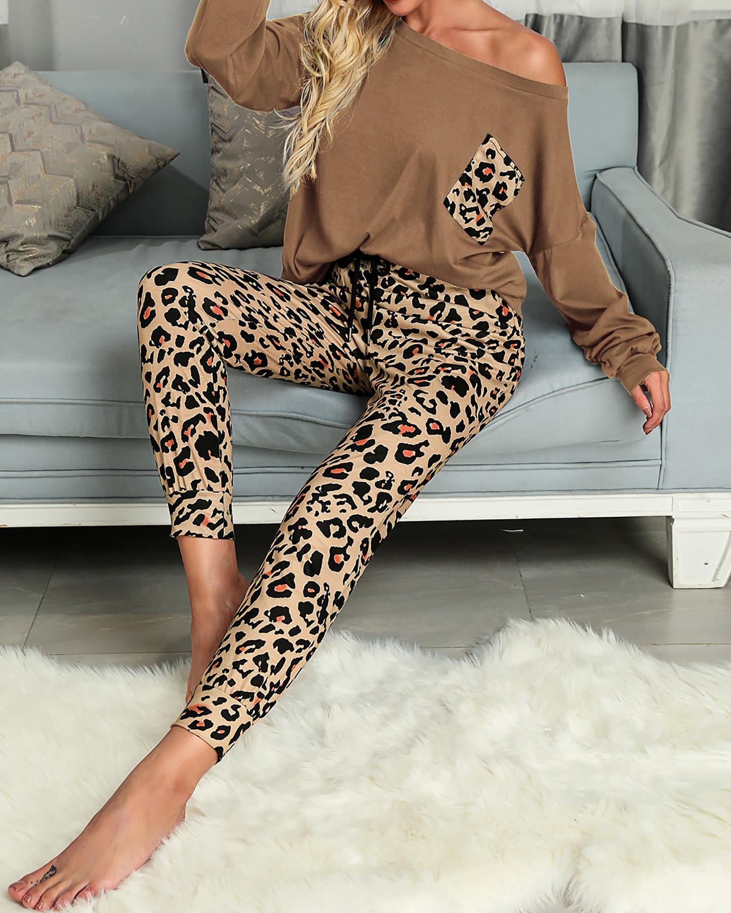 

Leopard Print Top & Pants Pajamas Sets, Khaki
