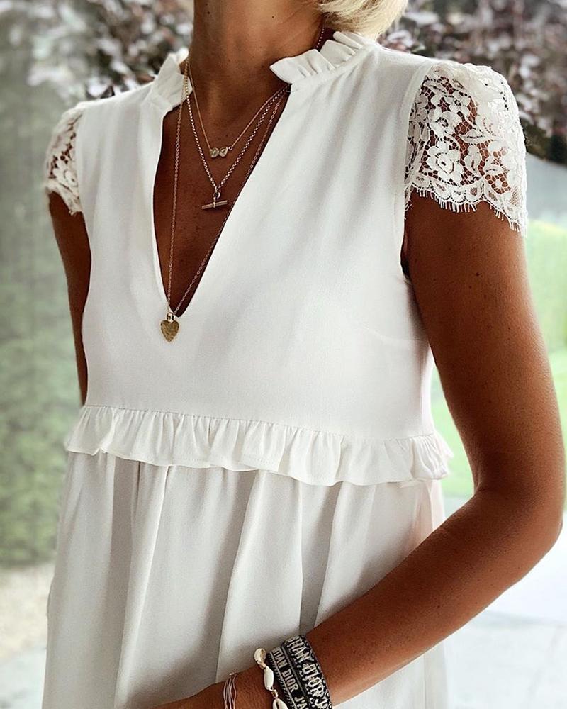 

Eyelash Lace Insert Frill Hem Casual Blouse