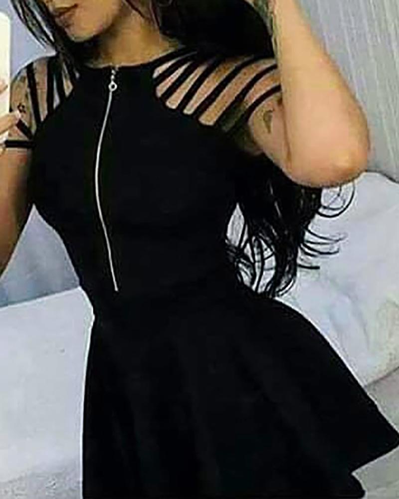 

Multi-strap Sleeve Zipper Pleated Dress, Black