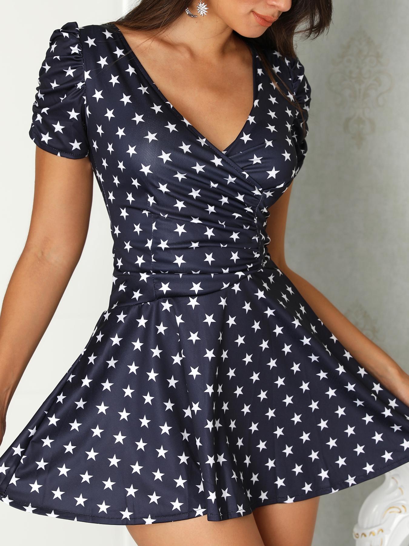 

Star Print V-Neck Scrunch Wrap Mini Dress
