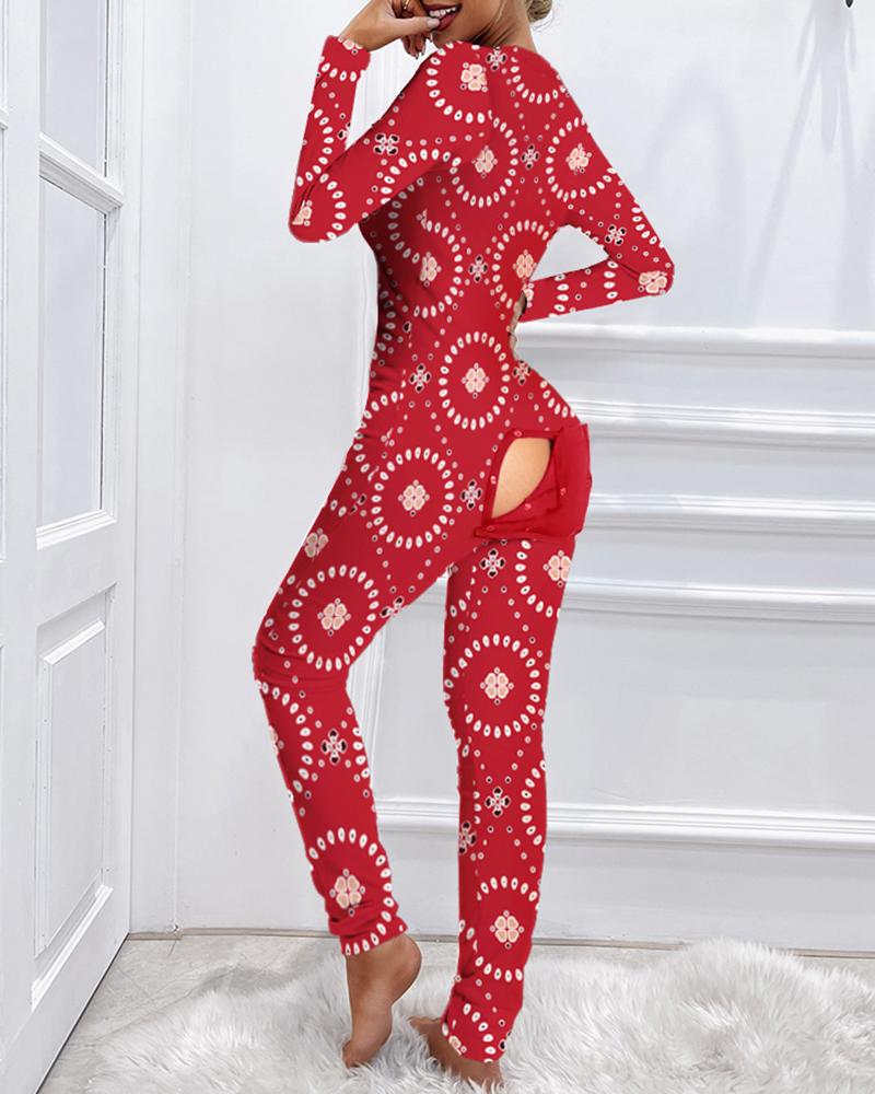 

All Over Print Long Sleeve Functional Buttoned Flap Pajamas, Red