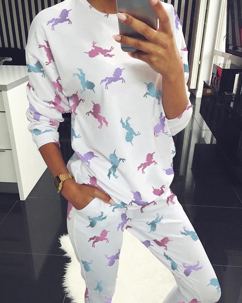 

Unicorn Print Top & Pants Pajamas Set, White