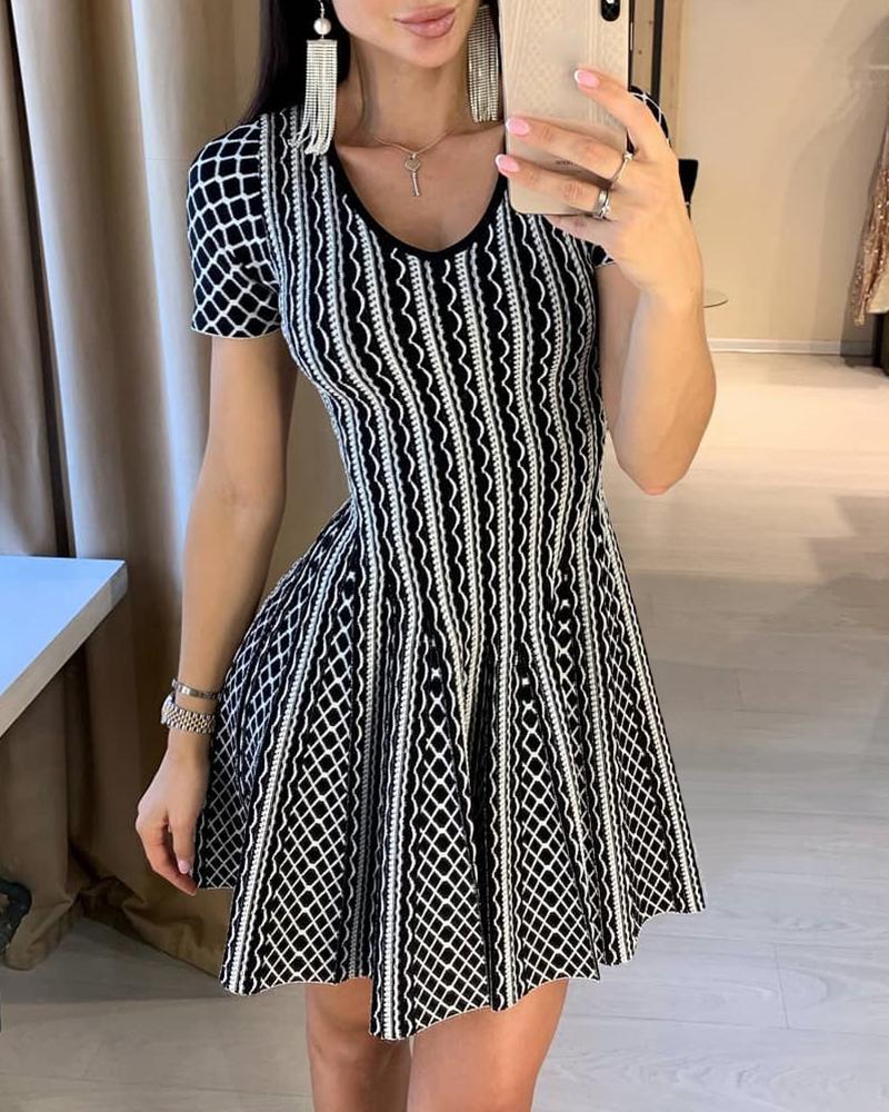 

Striped Plaid Ruched Short Sleeve Dress, Black