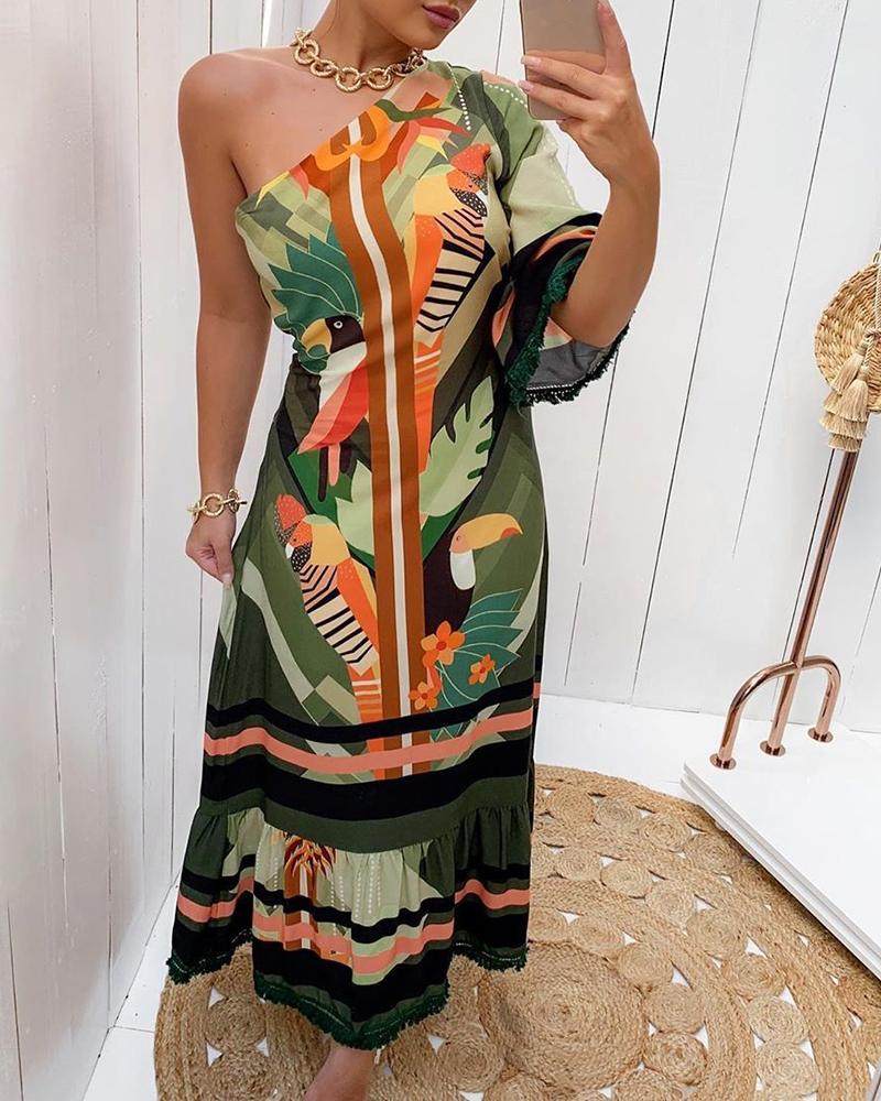 

One Shoulder Bird Print Fringe Hem Ruffles Maxi Dress, Multicolor