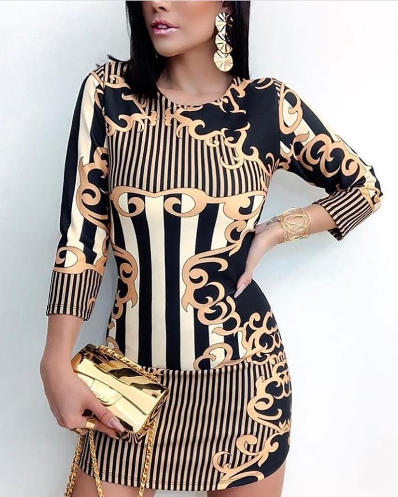 

Striped Vintage Print Bodycon Dress