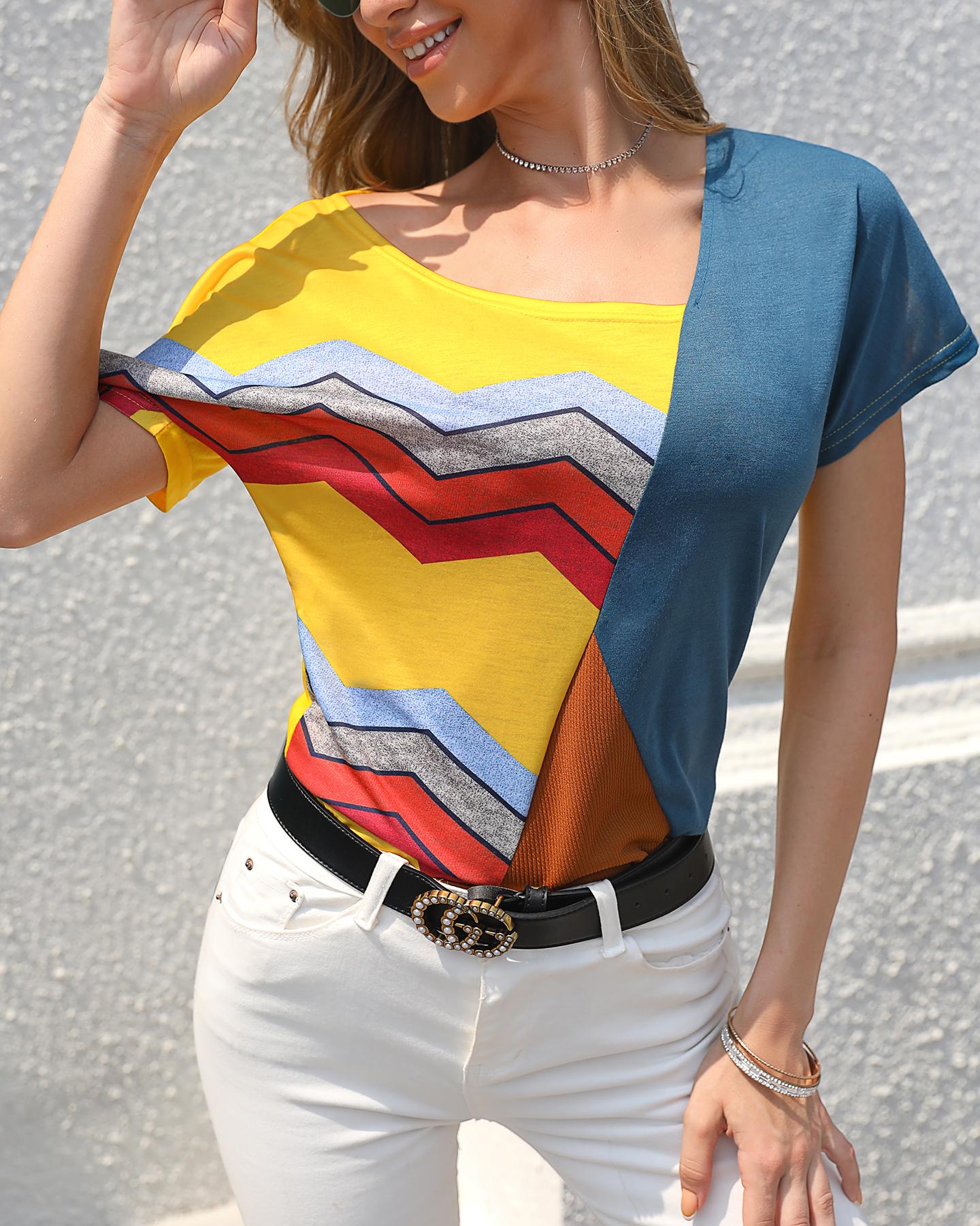 

Skew Neck Colorblock Wave Print Casual T-shirt, Yellow