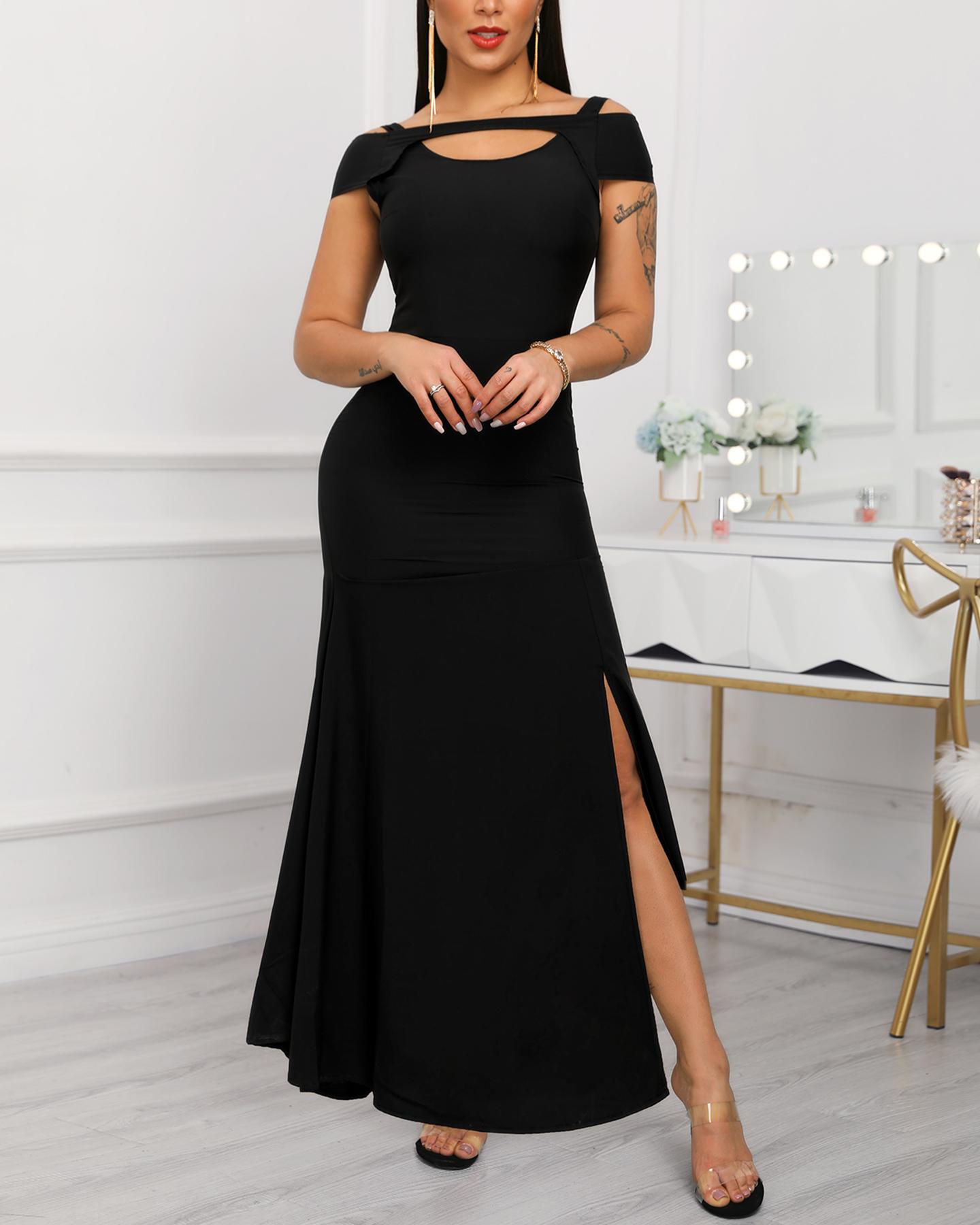 

Cold Shoulder Slit Maxi Dress, Black