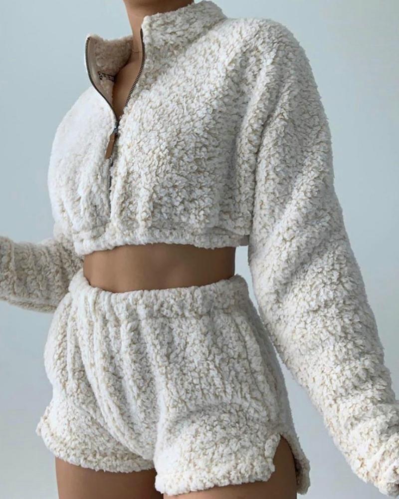 

Zipper Design Teddy Crop Top & Slit Shorts Set, White