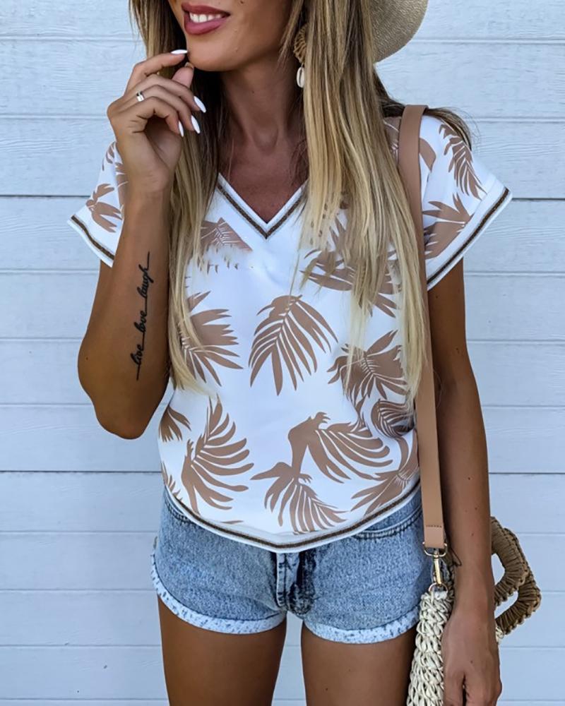 

Leaf Print Short Sleeve Casual Blouse