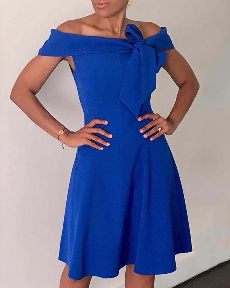 

Off Shoulder Knotted Detail Pleated Dress, Blue