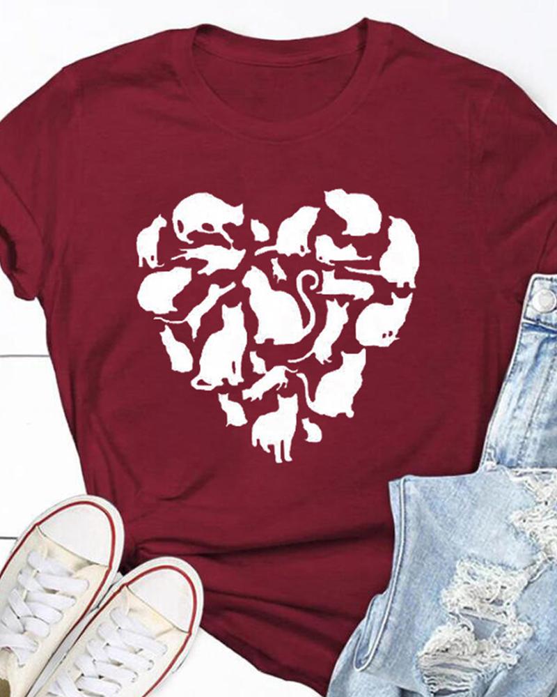 

Valentines Day Heart Cat Print T-shirt, Wine red