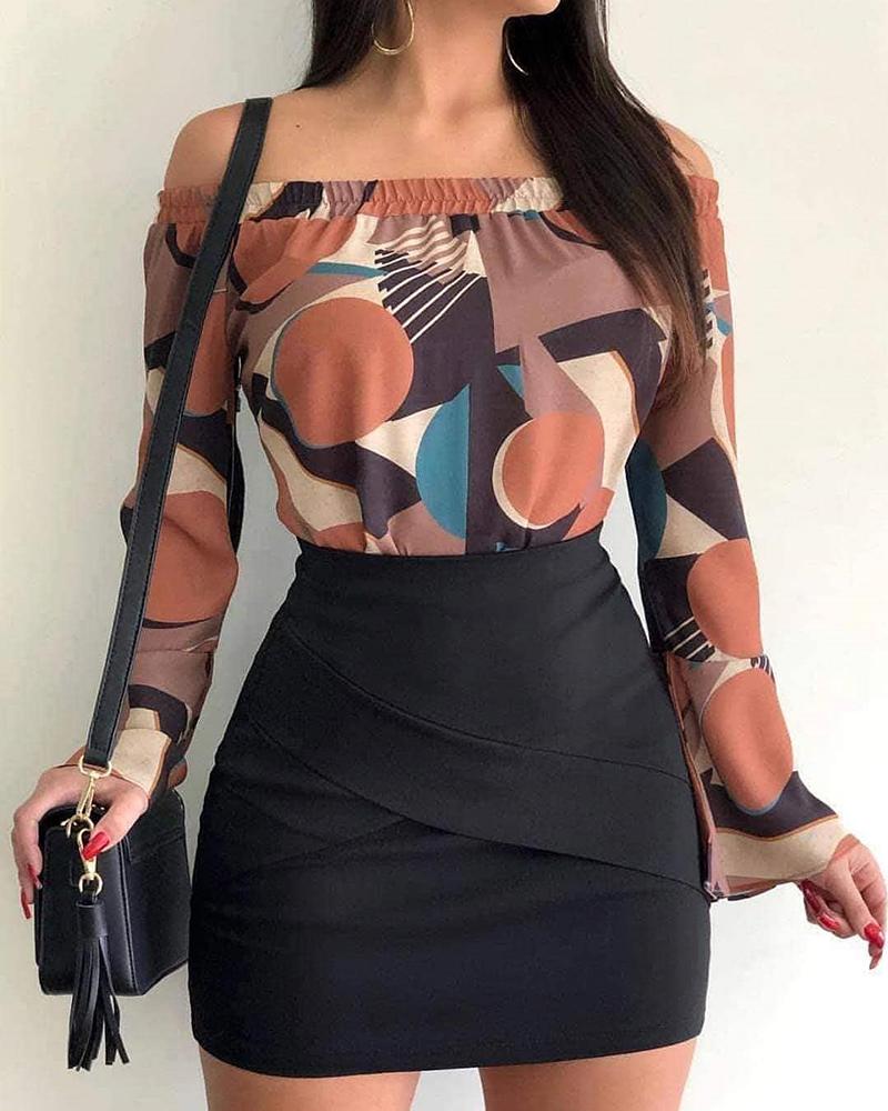 

Off Shoulder Print Bell Cuff Blouse, Multicolor