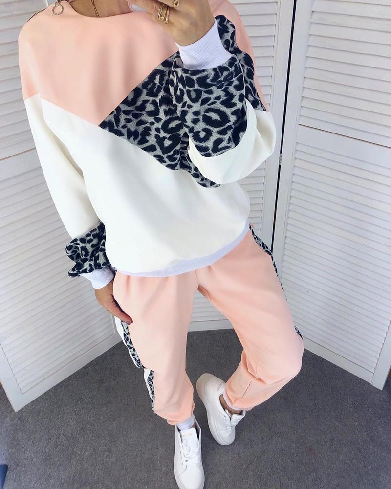 

Round Neck Colorblock Insert Leopard Top & Pants Sets