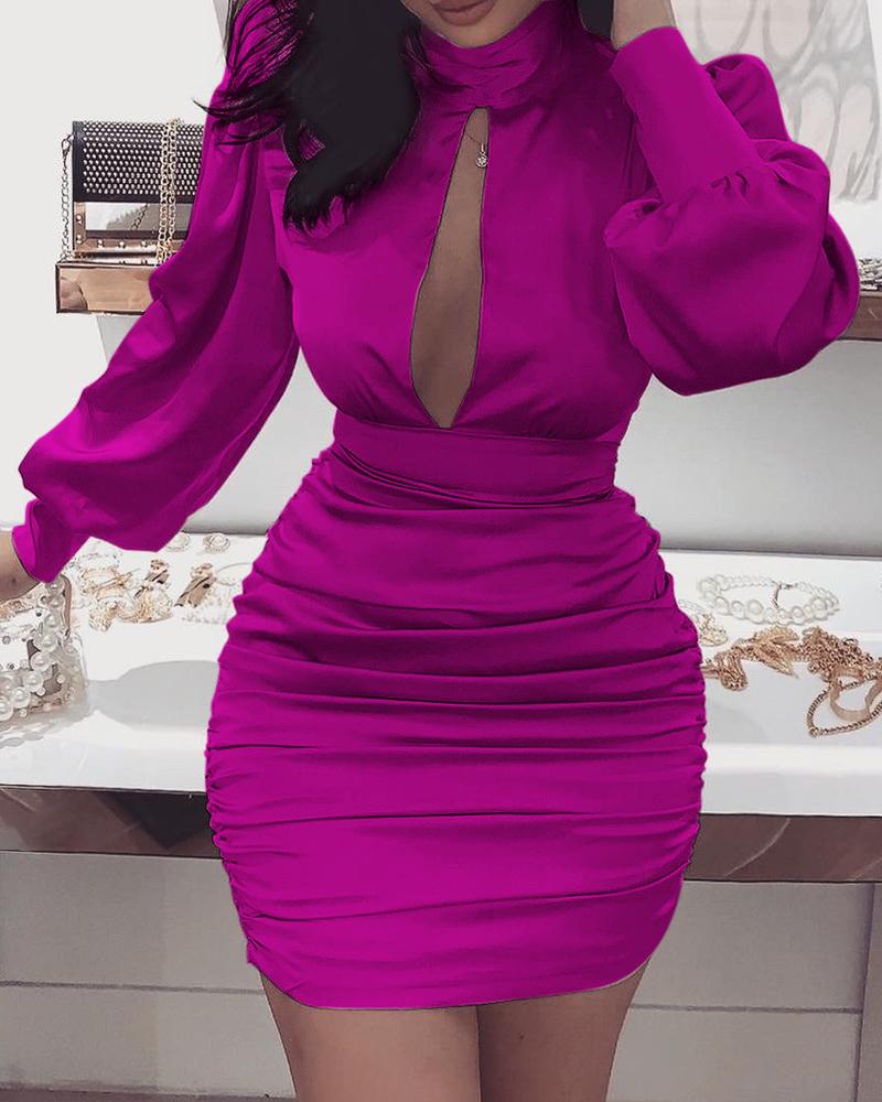 

Solid Cut Out Chest Backless Ruched Dress
