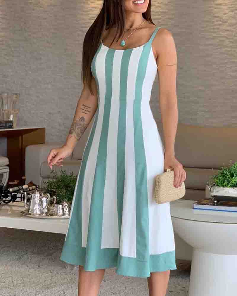 

Contrast Striped Spaghetti Strap Casual Dress, Blue