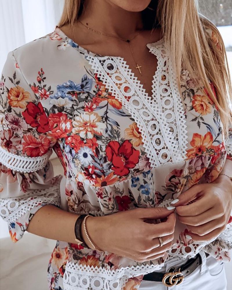 

Floral Print Hollow Out Trim Casual Blouse, Apricot