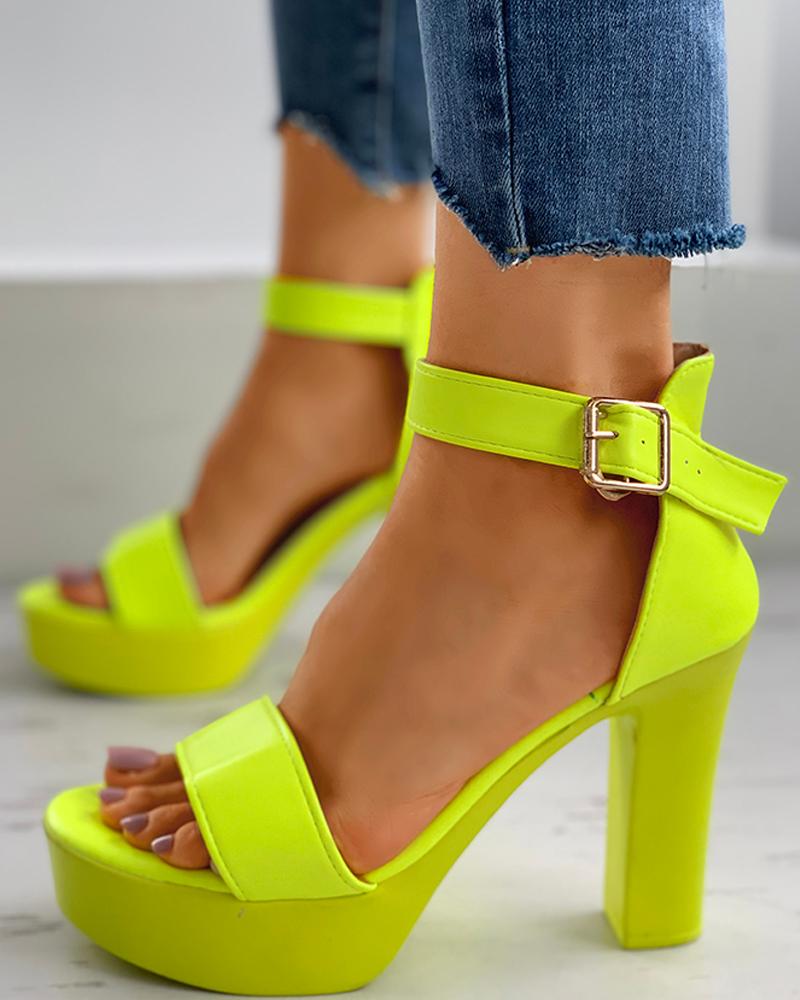 

Solid Ankle Strap Buckled Chunky Heels, Green