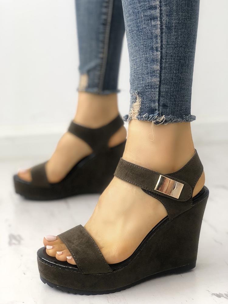 

Ladies Button Platform Wedge Sandals