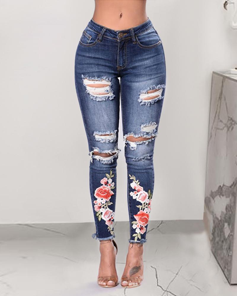 

Floral Embroidery Ripped Cutout Jeans, Blue