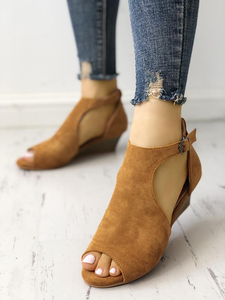 

Solid Peep Toe Buckled Wedge Heeled Sandals