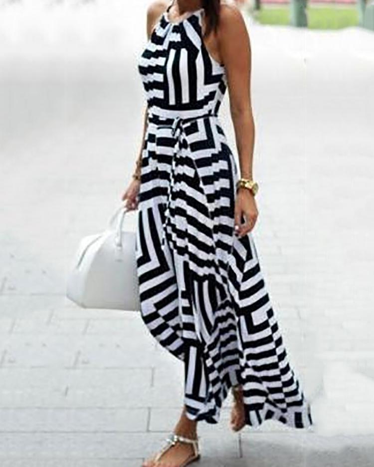 

Contrast Color Halter Geo Print Casual Maxi Dress, Black