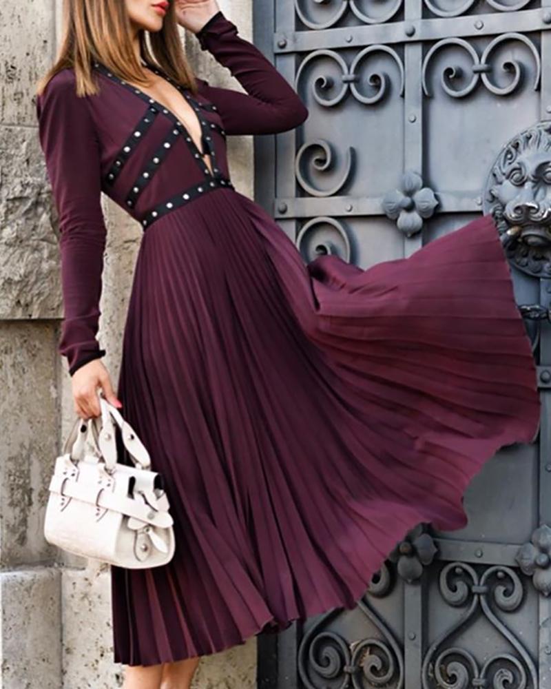 

Solid Patchwork Deep V Pleated Dress, Dark red