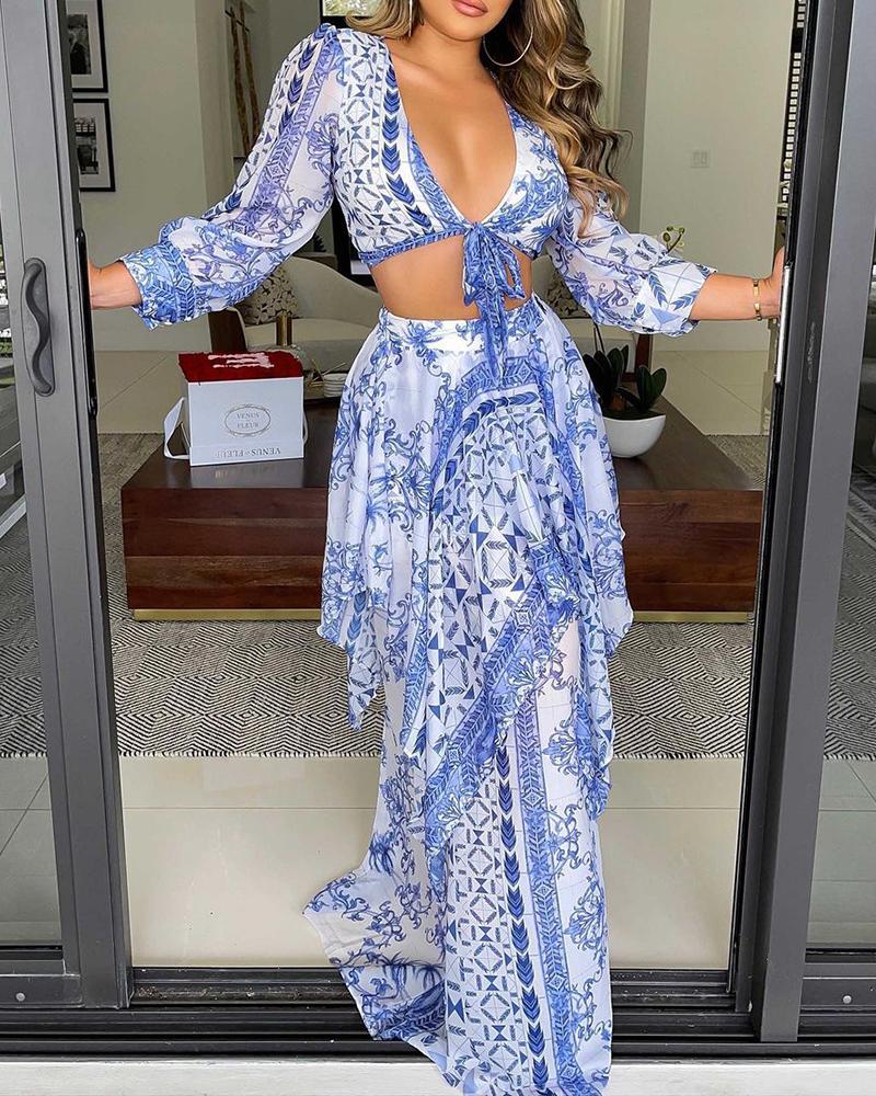 

Floral Print Crop Top & Ruffls Maxi Skirt Set, Blue