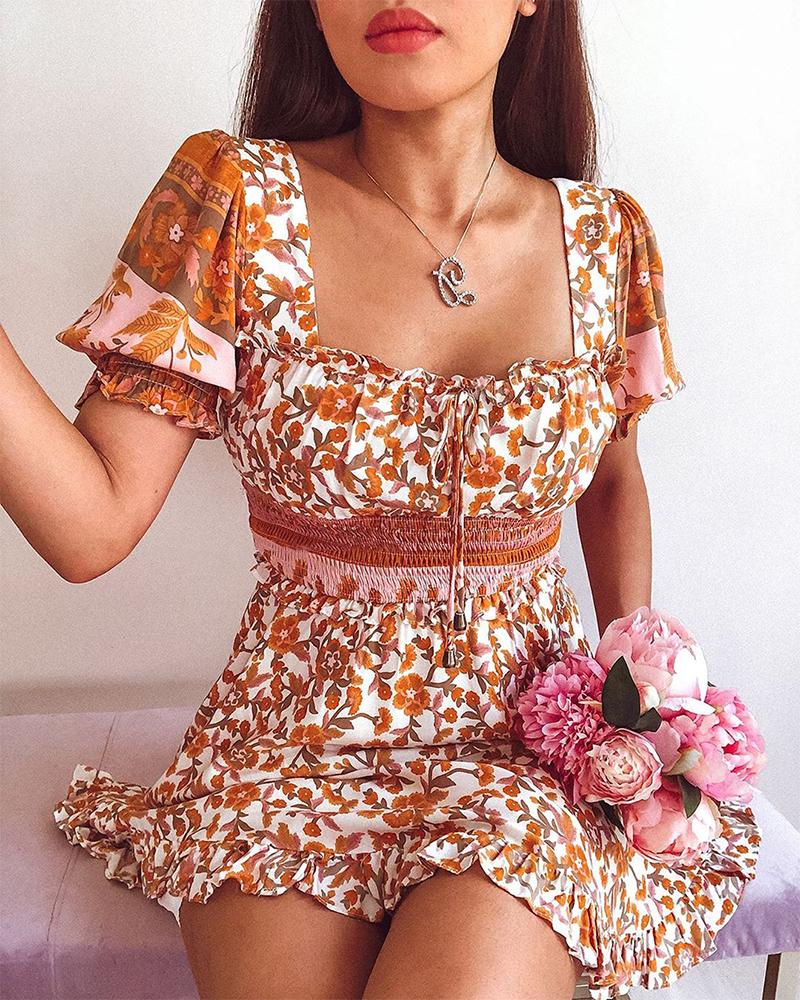 

Square Neck Ruffle Hem Mini Dress, Multicolor