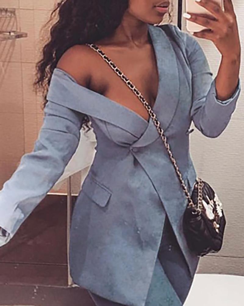 

Solid Notched Collar Pocket Buttoned Blazer
