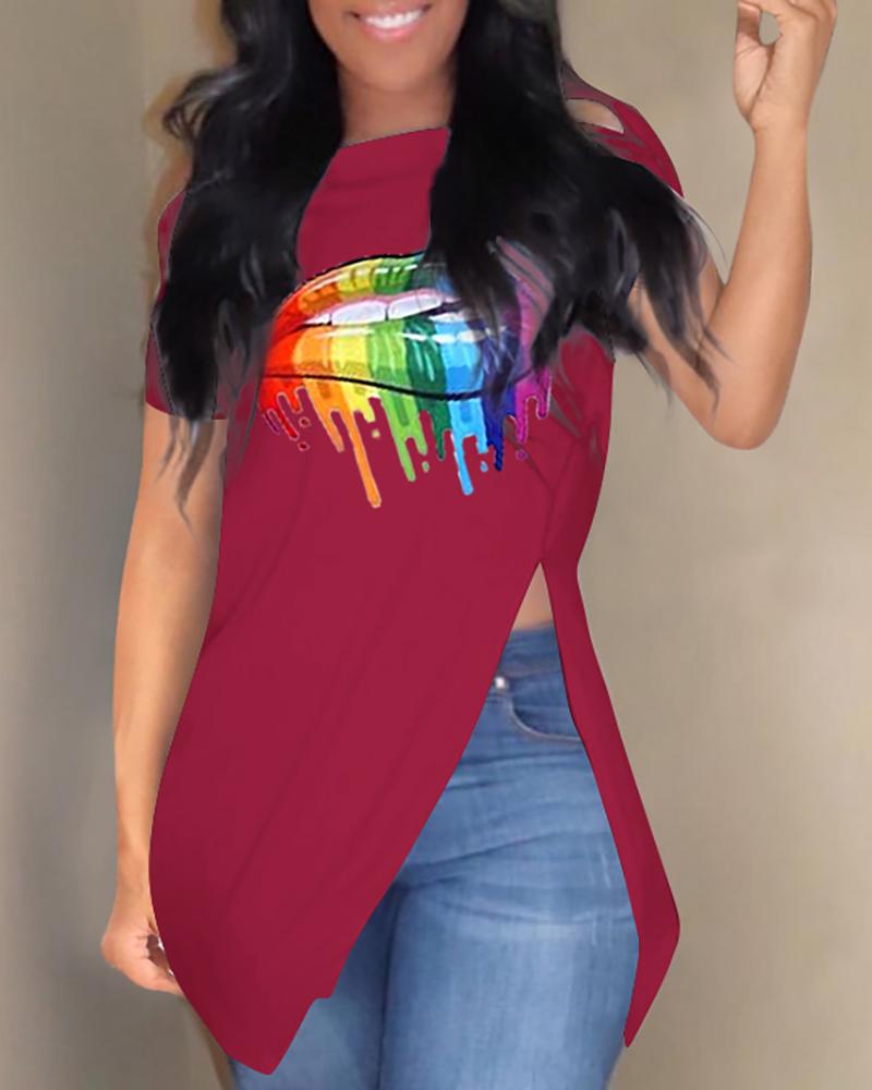 

Colorful Mouth Pattern Slit Design Top, Wine red