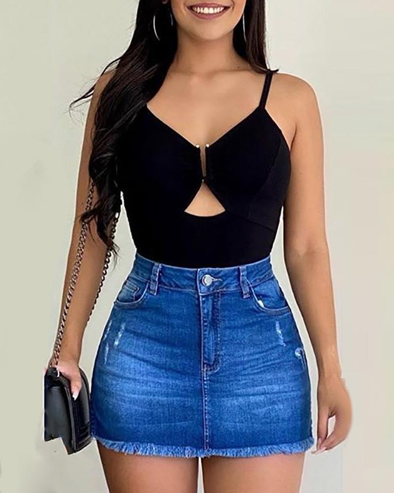 

Cut Out Spaghetti Strap Bodysuit, Black