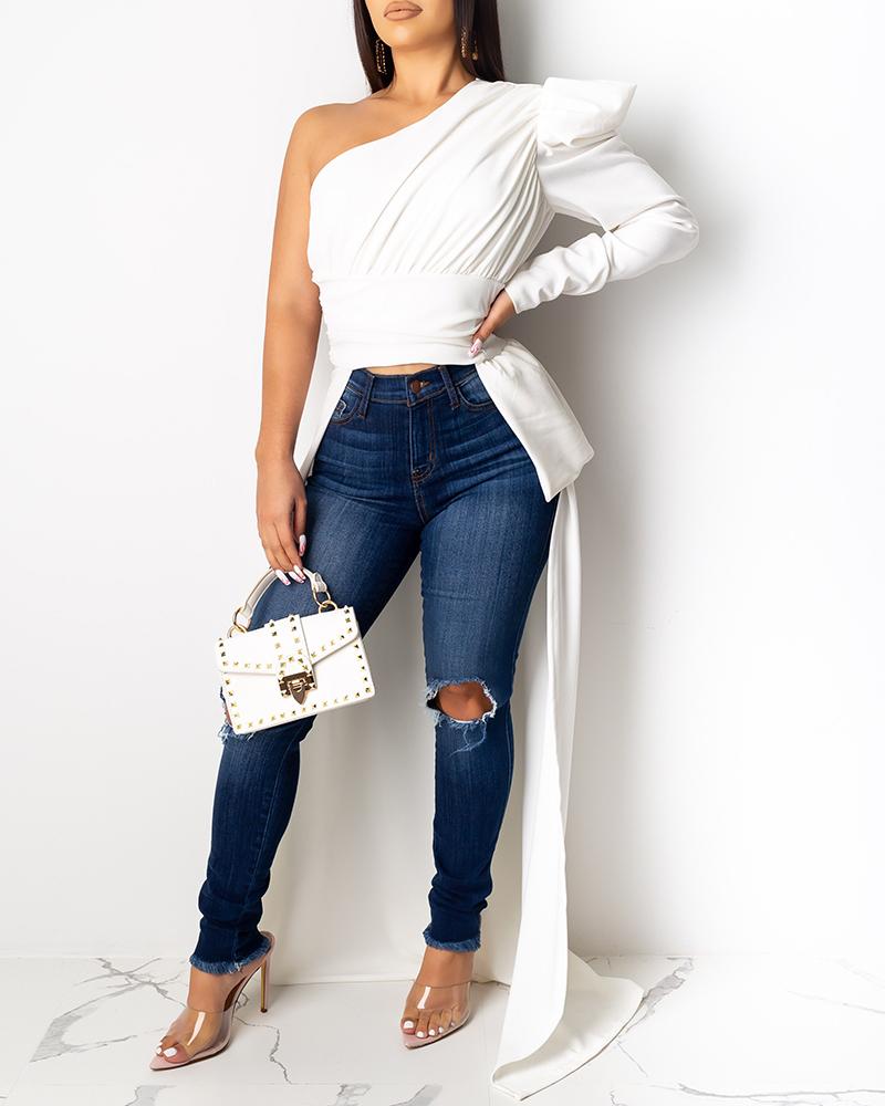 

Solid One Shoulder Dip Hem Blouse, White