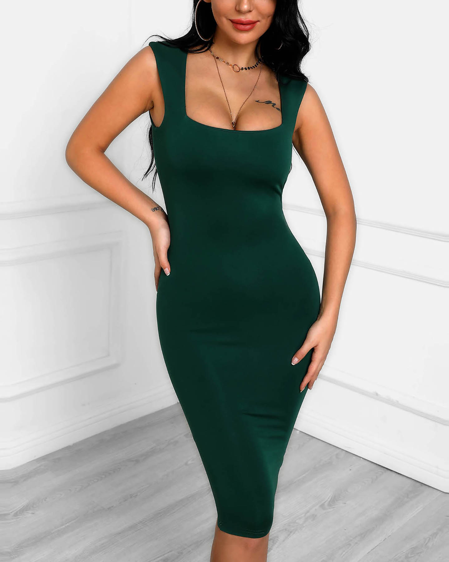 

Square Neck Thick Strap Bodycon Dress, Green